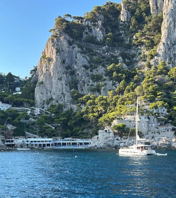 Vila Exceptionnel Pieds Dans L'Eau Capri Exteriér fotografie